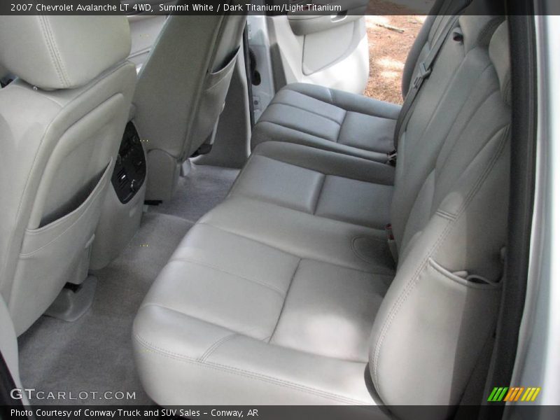 Summit White / Dark Titanium/Light Titanium 2007 Chevrolet Avalanche LT 4WD