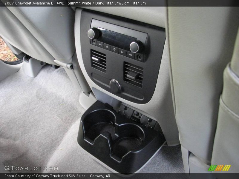 Summit White / Dark Titanium/Light Titanium 2007 Chevrolet Avalanche LT 4WD