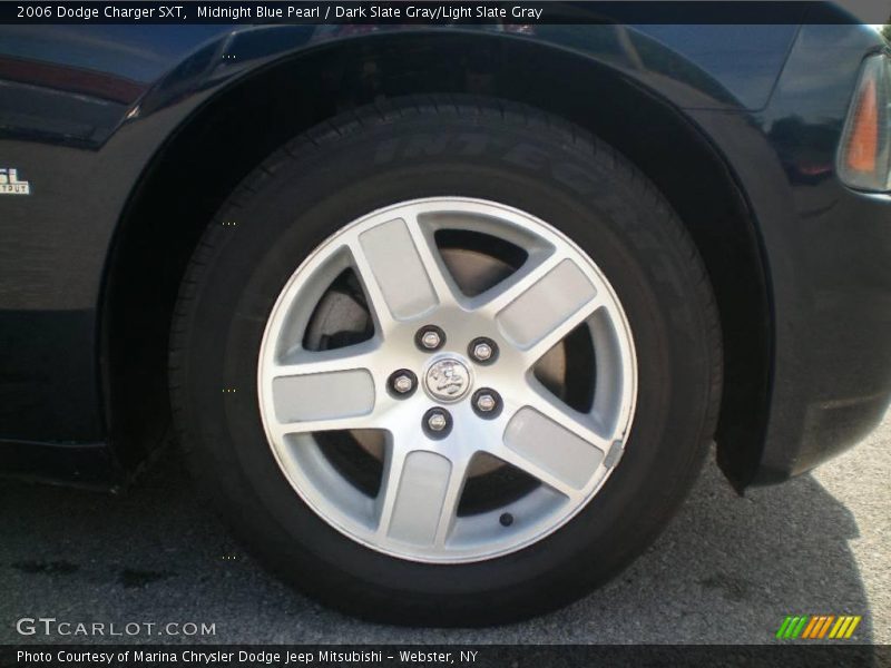Midnight Blue Pearl / Dark Slate Gray/Light Slate Gray 2006 Dodge Charger SXT