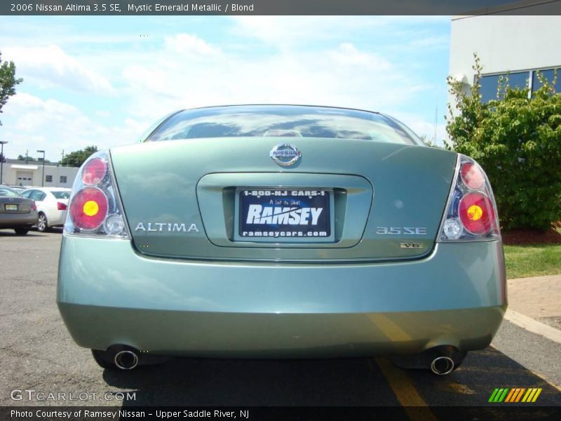 Mystic Emerald Metallic / Blond 2006 Nissan Altima 3.5 SE
