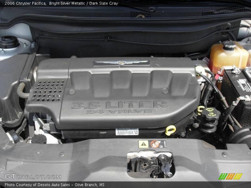 Bright Silver Metallic / Dark Slate Gray 2006 Chrysler Pacifica