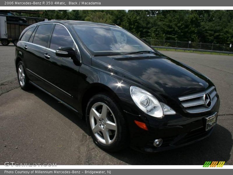 Black / Macadamia 2006 Mercedes-Benz R 350 4Matic