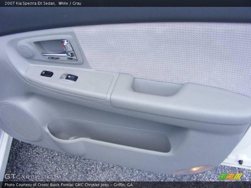 White / Gray 2007 Kia Spectra EX Sedan