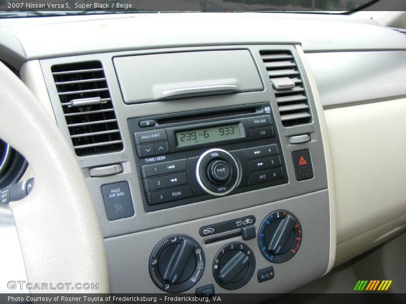 Super Black / Beige 2007 Nissan Versa S