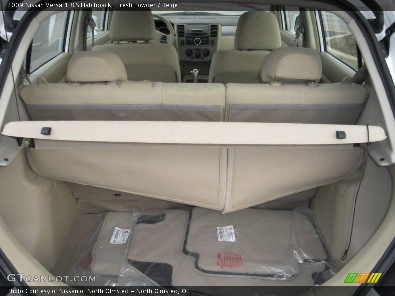 Fresh Powder / Beige 2009 Nissan Versa 1.8 S Hatchback
