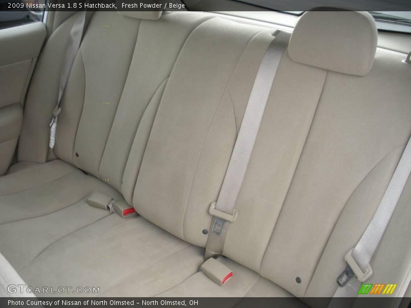 Fresh Powder / Beige 2009 Nissan Versa 1.8 S Hatchback