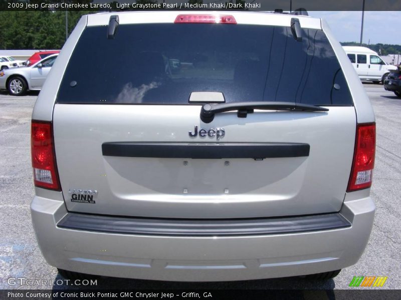 Light Graystone Pearl / Medium Khaki/Dark Khaki 2009 Jeep Grand Cherokee Laredo