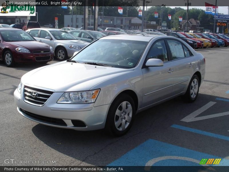 Bright Silver / Gray 2009 Hyundai Sonata GLS