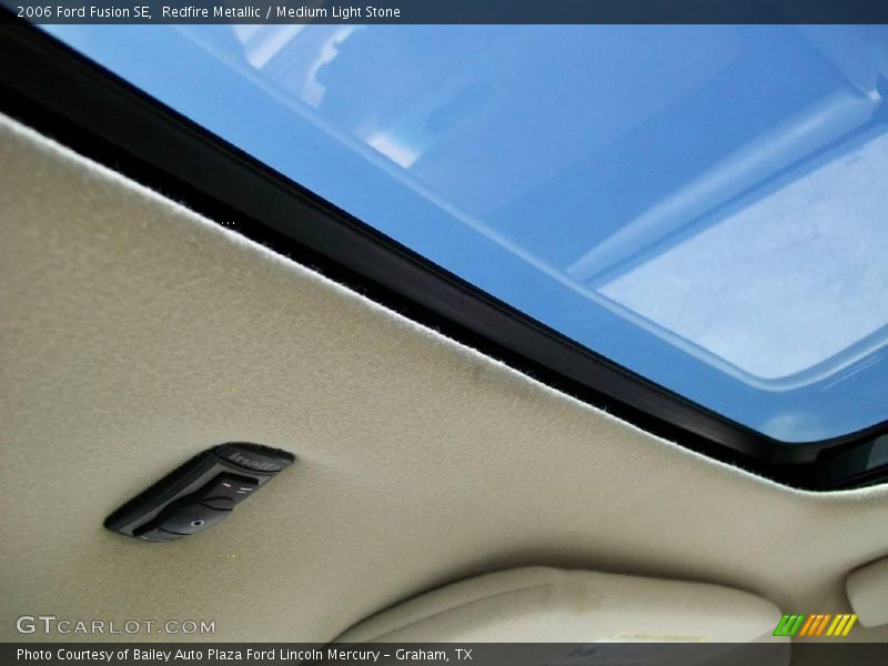 Redfire Metallic / Medium Light Stone 2006 Ford Fusion SE
