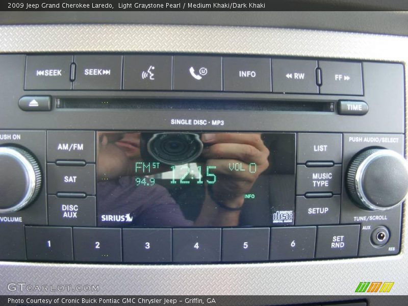 Light Graystone Pearl / Medium Khaki/Dark Khaki 2009 Jeep Grand Cherokee Laredo