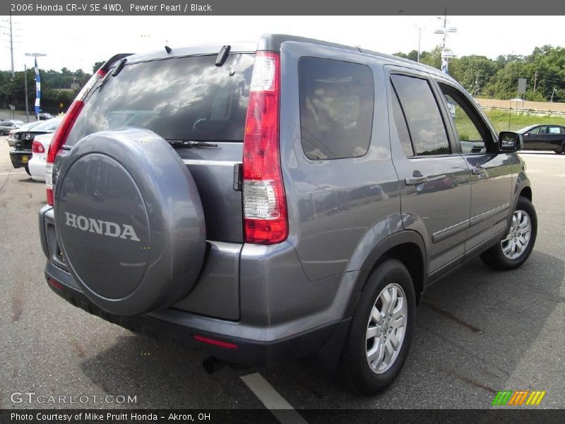 Pewter Pearl / Black 2006 Honda CR-V SE 4WD