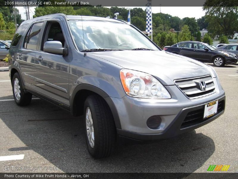 Pewter Pearl / Black 2006 Honda CR-V SE 4WD