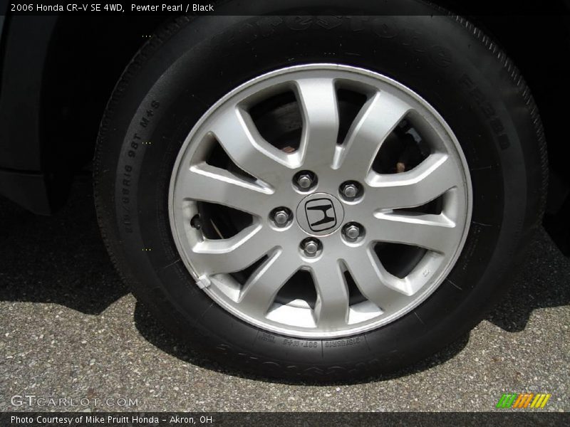 Pewter Pearl / Black 2006 Honda CR-V SE 4WD