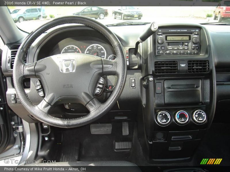 Pewter Pearl / Black 2006 Honda CR-V SE 4WD