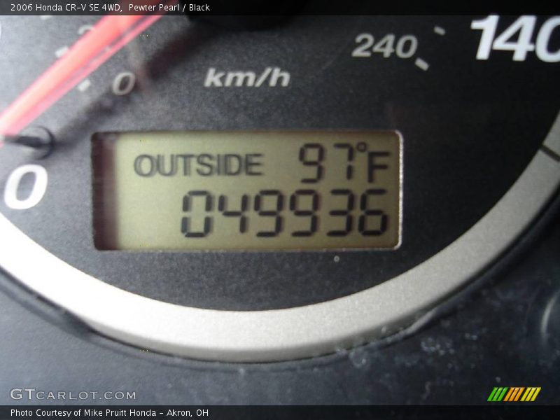 Pewter Pearl / Black 2006 Honda CR-V SE 4WD