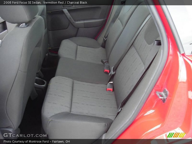 Vermillion Red / Charcoal Black 2008 Ford Focus SE Sedan