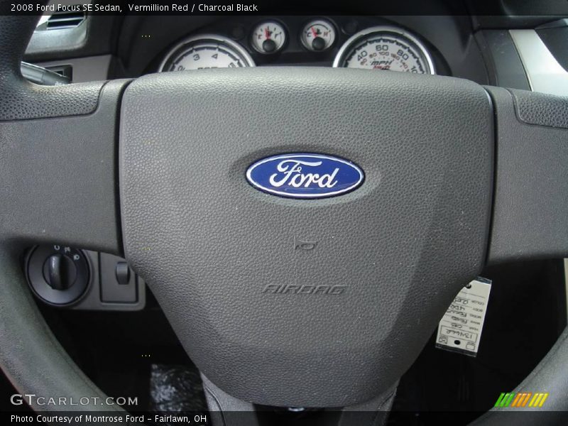 Vermillion Red / Charcoal Black 2008 Ford Focus SE Sedan