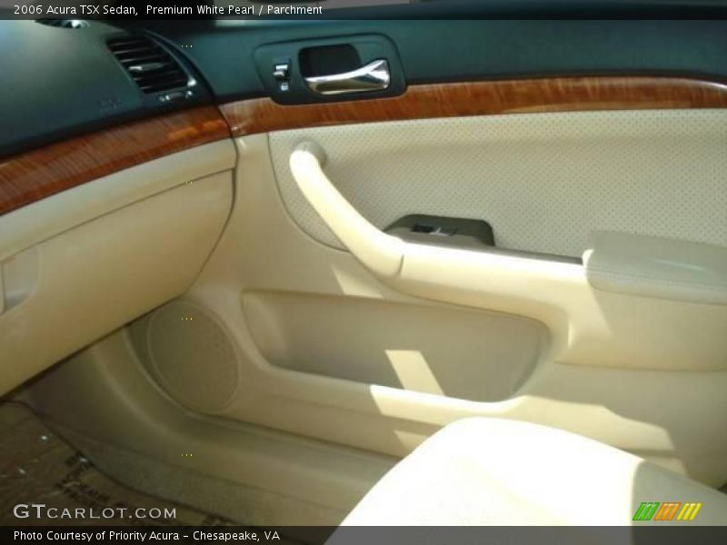 Premium White Pearl / Parchment 2006 Acura TSX Sedan