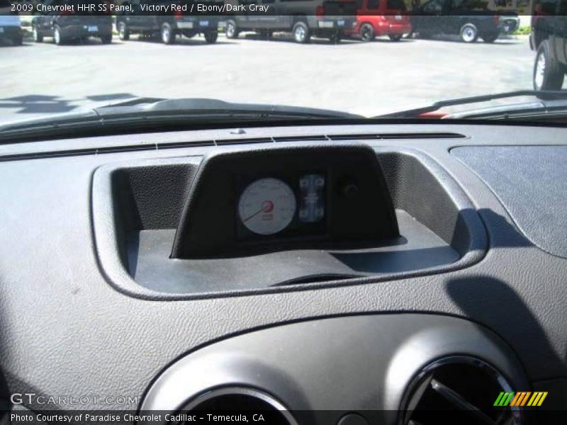Victory Red / Ebony/Dark Gray 2009 Chevrolet HHR SS Panel