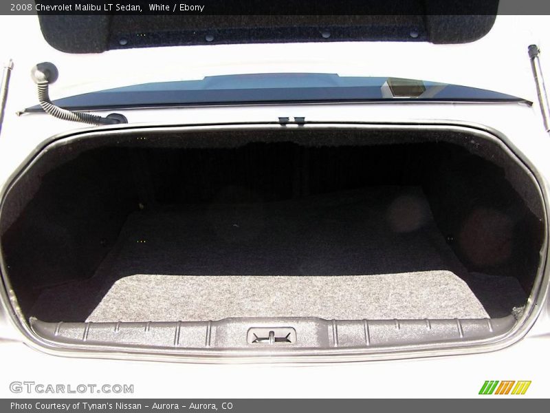 White / Ebony 2008 Chevrolet Malibu LT Sedan