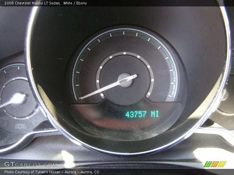 White / Ebony 2008 Chevrolet Malibu LT Sedan