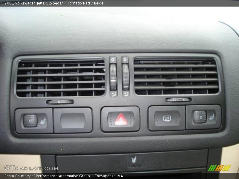 Tornado Red / Beige 2001 Volkswagen Jetta GLS Sedan