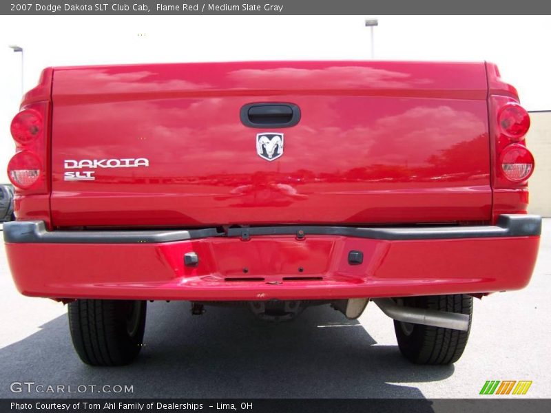 Flame Red / Medium Slate Gray 2007 Dodge Dakota SLT Club Cab