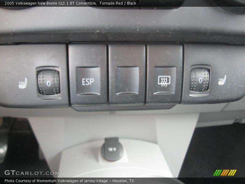 Tornado Red / Black 2005 Volkswagen New Beetle GLS 1.8T Convertible