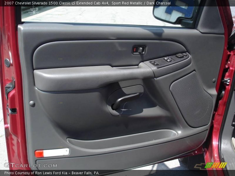 Sport Red Metallic / Dark Charcoal 2007 Chevrolet Silverado 1500 Classic LS Extended Cab 4x4