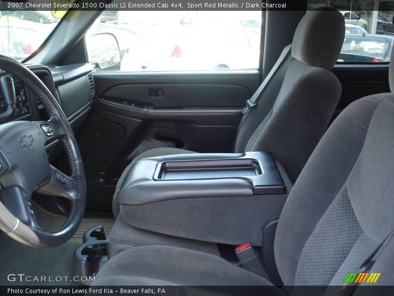 Sport Red Metallic / Dark Charcoal 2007 Chevrolet Silverado 1500 Classic LS Extended Cab 4x4