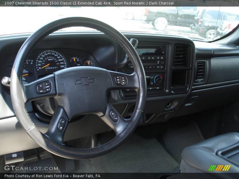 Sport Red Metallic / Dark Charcoal 2007 Chevrolet Silverado 1500 Classic LS Extended Cab 4x4