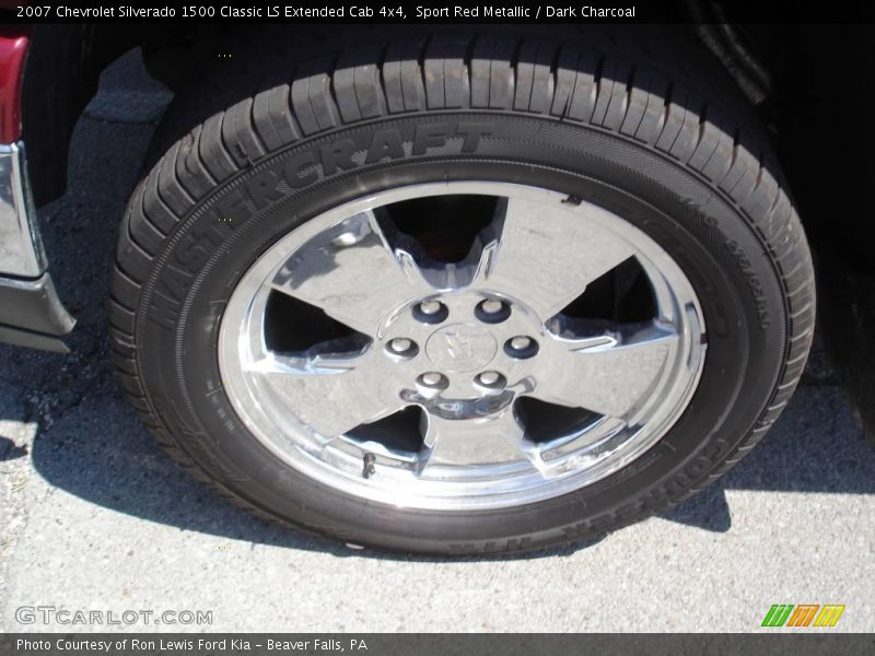 Sport Red Metallic / Dark Charcoal 2007 Chevrolet Silverado 1500 Classic LS Extended Cab 4x4