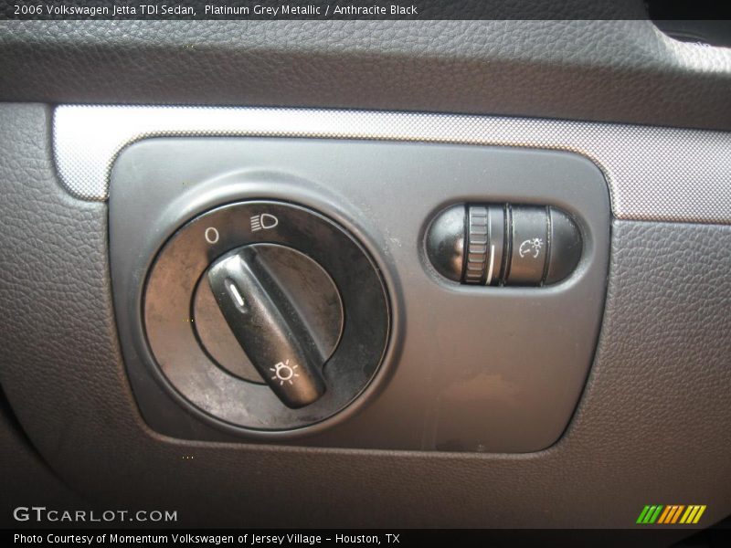 Platinum Grey Metallic / Anthracite Black 2006 Volkswagen Jetta TDI Sedan