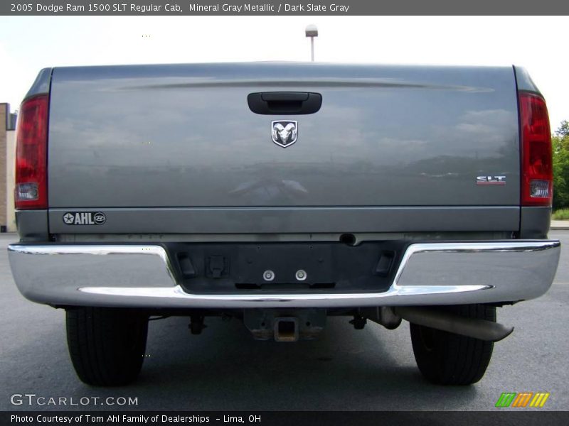 Mineral Gray Metallic / Dark Slate Gray 2005 Dodge Ram 1500 SLT Regular Cab