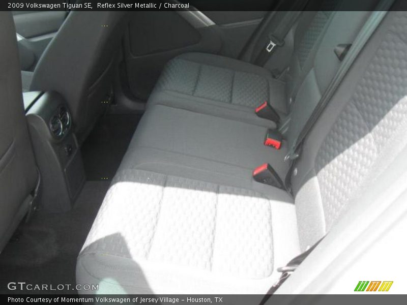 Reflex Silver Metallic / Charcoal 2009 Volkswagen Tiguan SE