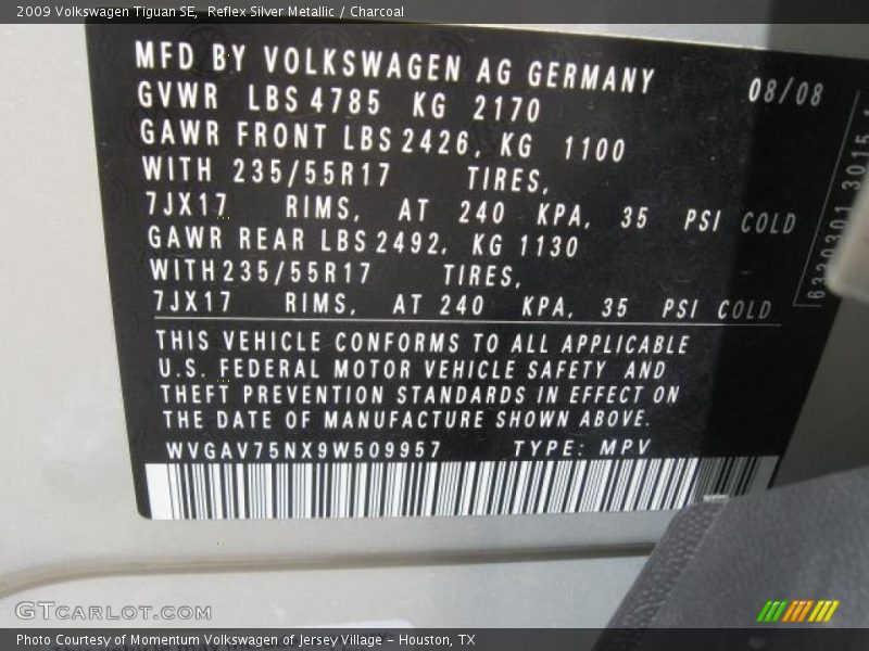 Reflex Silver Metallic / Charcoal 2009 Volkswagen Tiguan SE