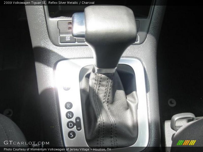 Reflex Silver Metallic / Charcoal 2009 Volkswagen Tiguan SE