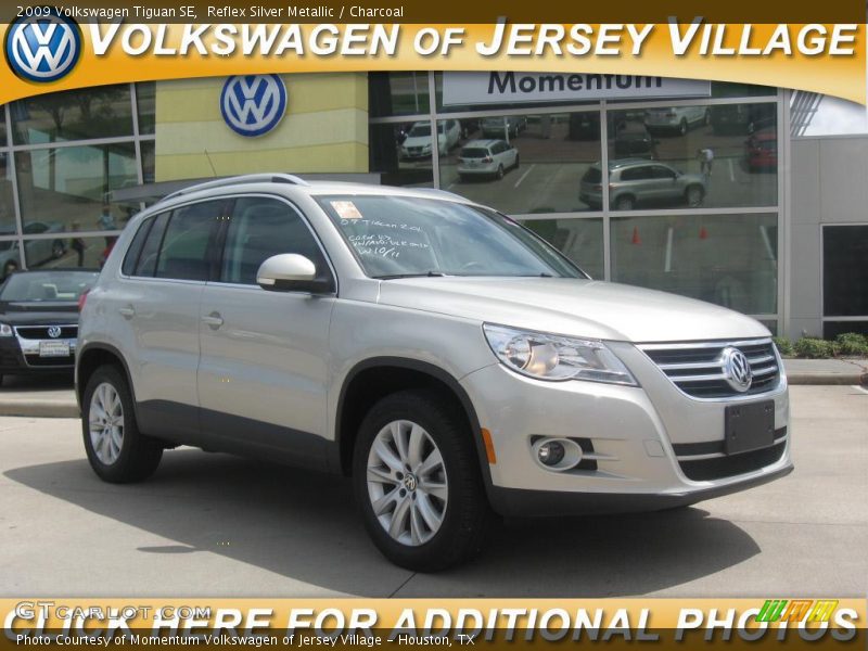 Reflex Silver Metallic / Charcoal 2009 Volkswagen Tiguan SE