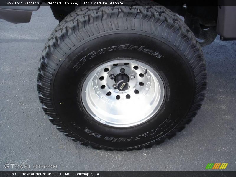 Black / Medium Graphite 1997 Ford Ranger XLT Extended Cab 4x4