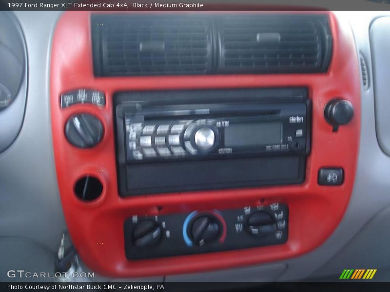 Black / Medium Graphite 1997 Ford Ranger XLT Extended Cab 4x4