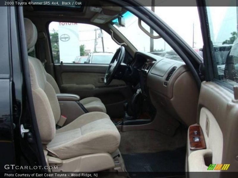 Black / Oak 2000 Toyota 4Runner SR5 4x4