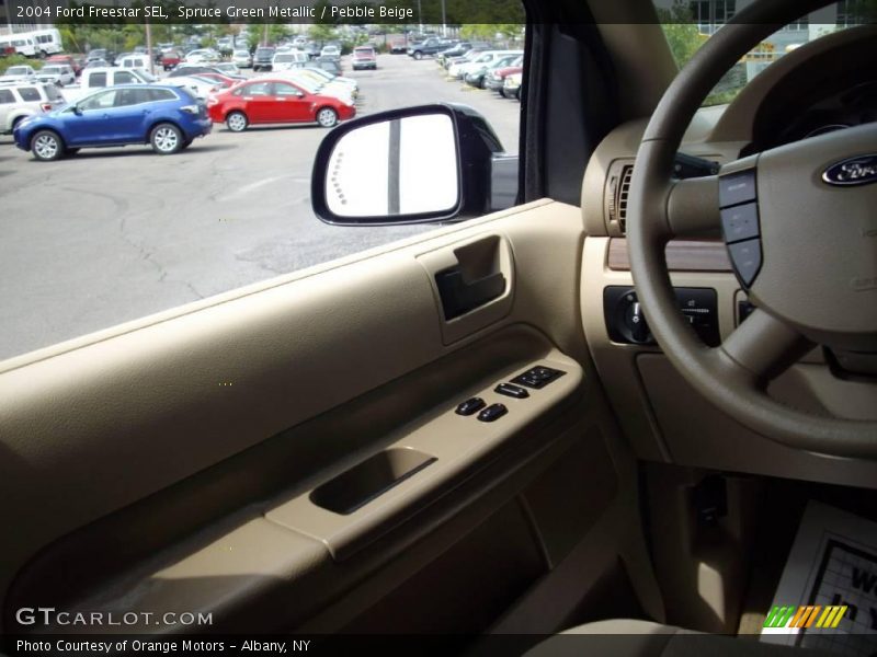 Spruce Green Metallic / Pebble Beige 2004 Ford Freestar SEL