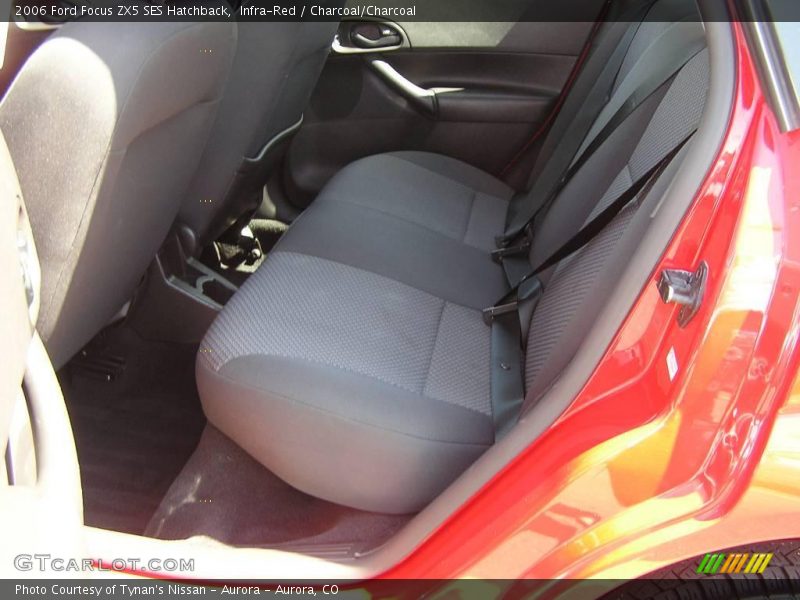 Infra-Red / Charcoal/Charcoal 2006 Ford Focus ZX5 SES Hatchback