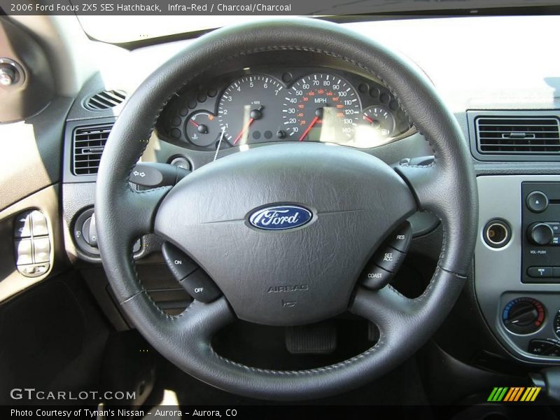 Infra-Red / Charcoal/Charcoal 2006 Ford Focus ZX5 SES Hatchback