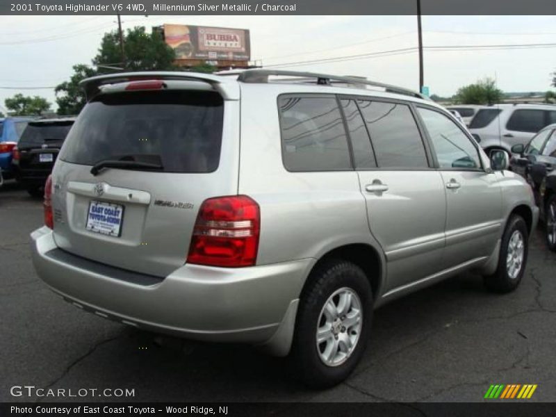 Millennium Silver Metallic / Charcoal 2001 Toyota Highlander V6 4WD