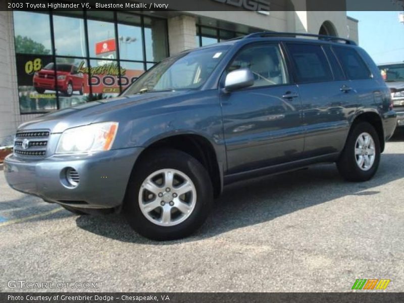 Bluestone Metallic / Ivory 2003 Toyota Highlander V6