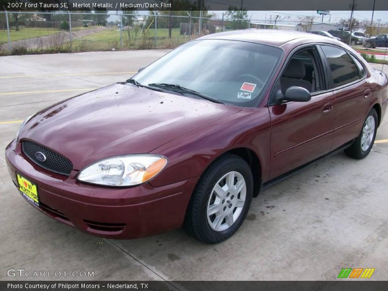 Merlot Metallic / Medium/Dark Flint 2007 Ford Taurus SE