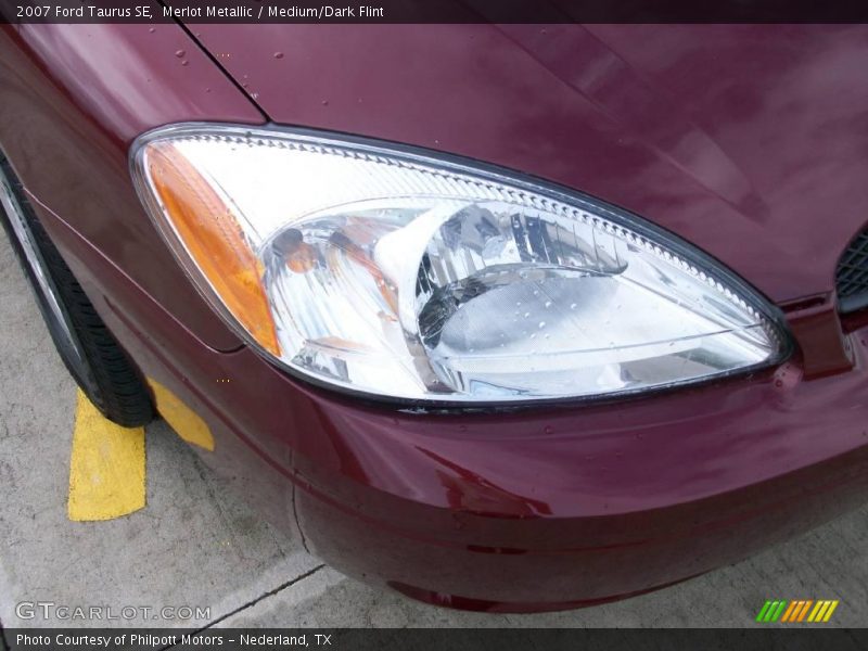 Merlot Metallic / Medium/Dark Flint 2007 Ford Taurus SE