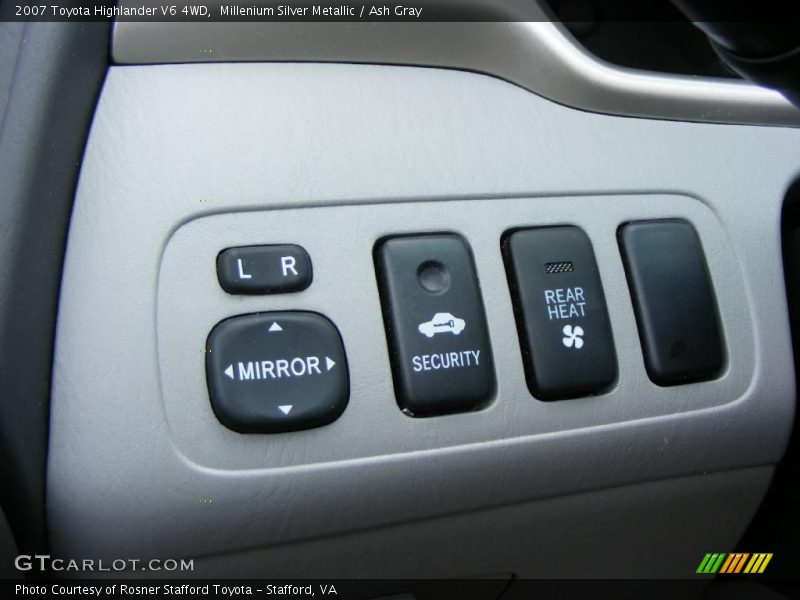 Millenium Silver Metallic / Ash Gray 2007 Toyota Highlander V6 4WD