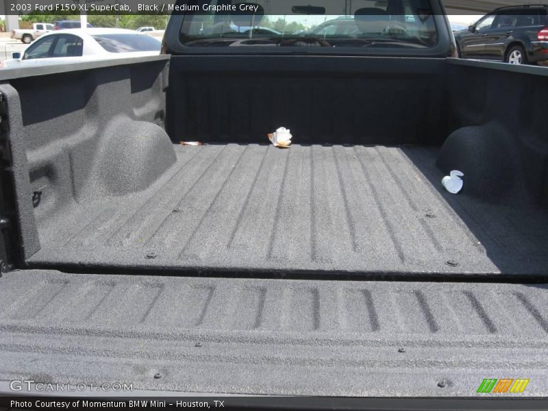 Black / Medium Graphite Grey 2003 Ford F150 XL SuperCab